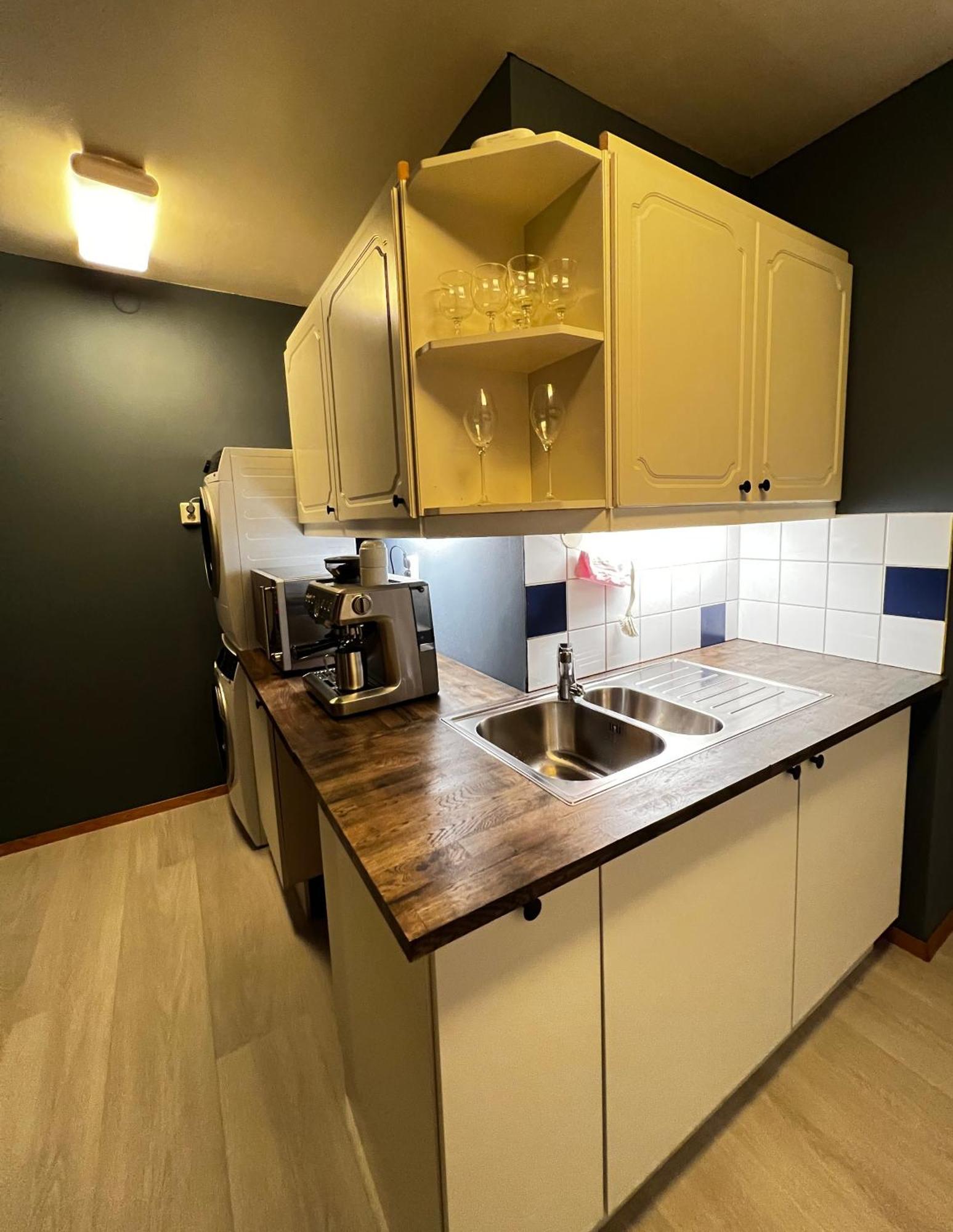 Luxury Service Apartment By Chanya Ålesund Eksteriør bilde