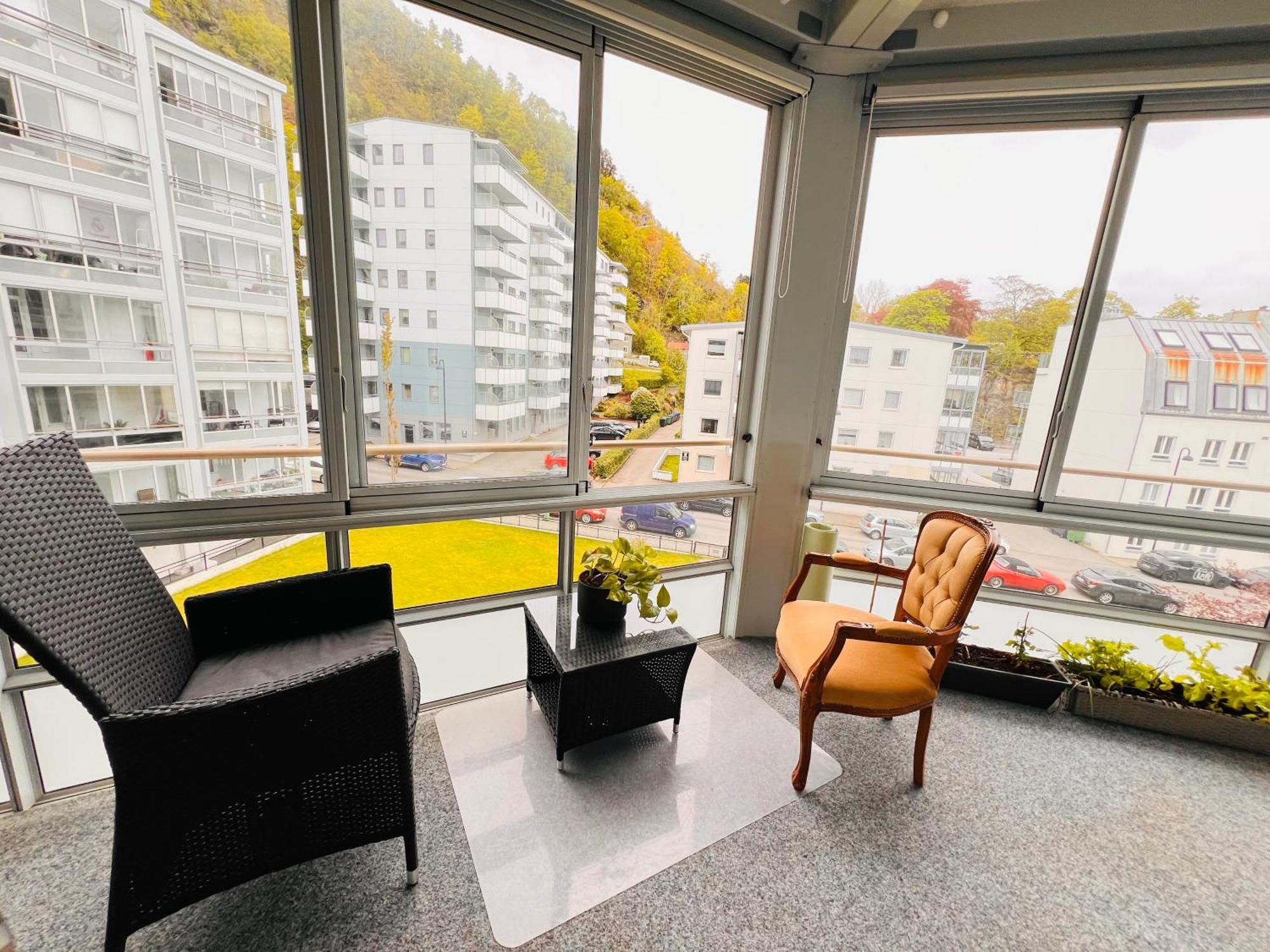 Luxury Service Apartment By Chanya Ålesund Eksteriør bilde